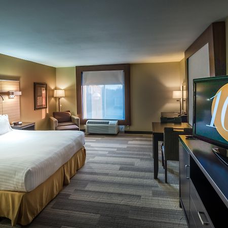 Holiday Inn Express Hotel & Suites Plano West - Frisco By Ihg Bagian luar foto