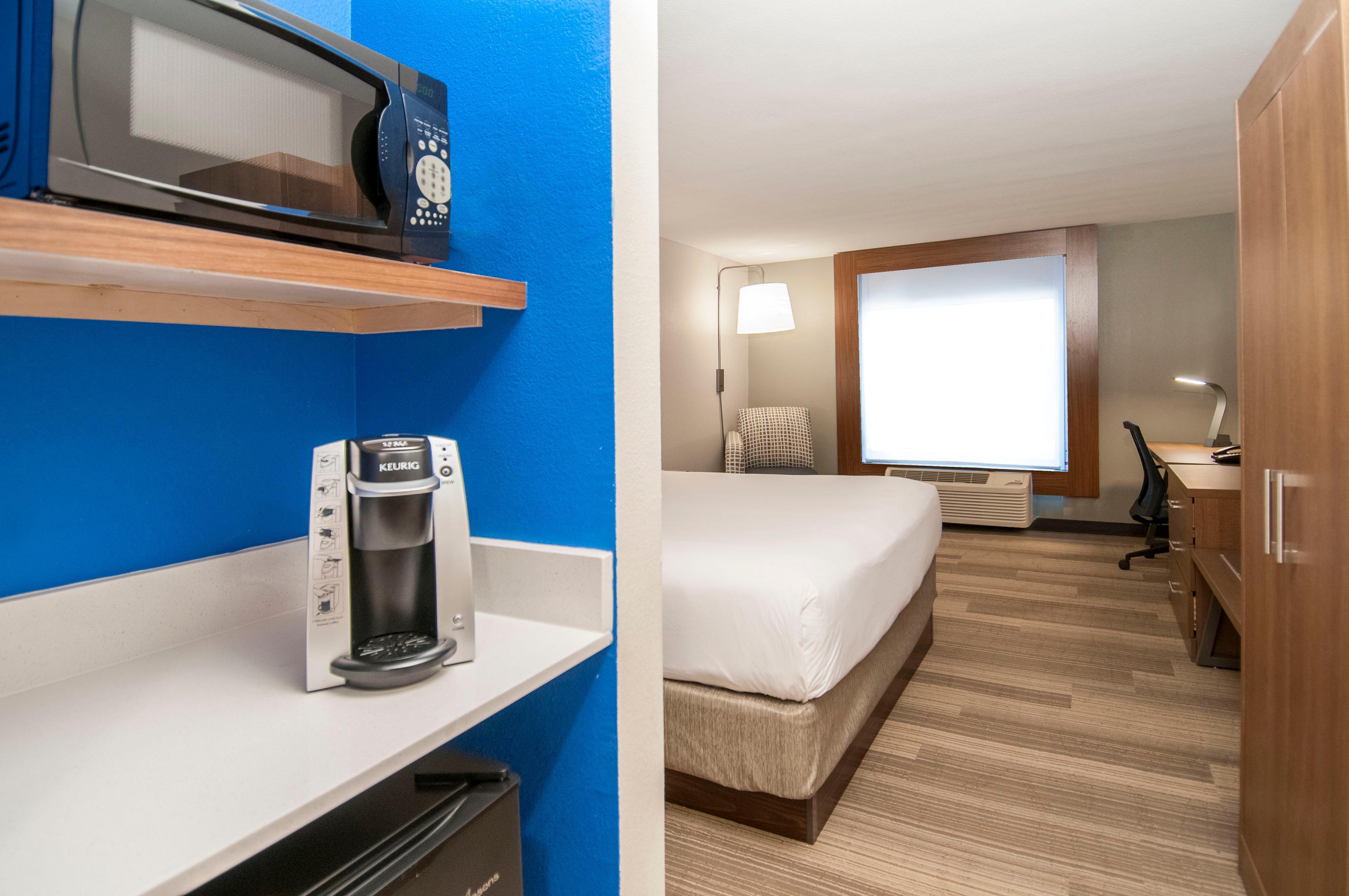 Holiday Inn Express Hotel & Suites Plano West - Frisco By Ihg Bagian luar foto