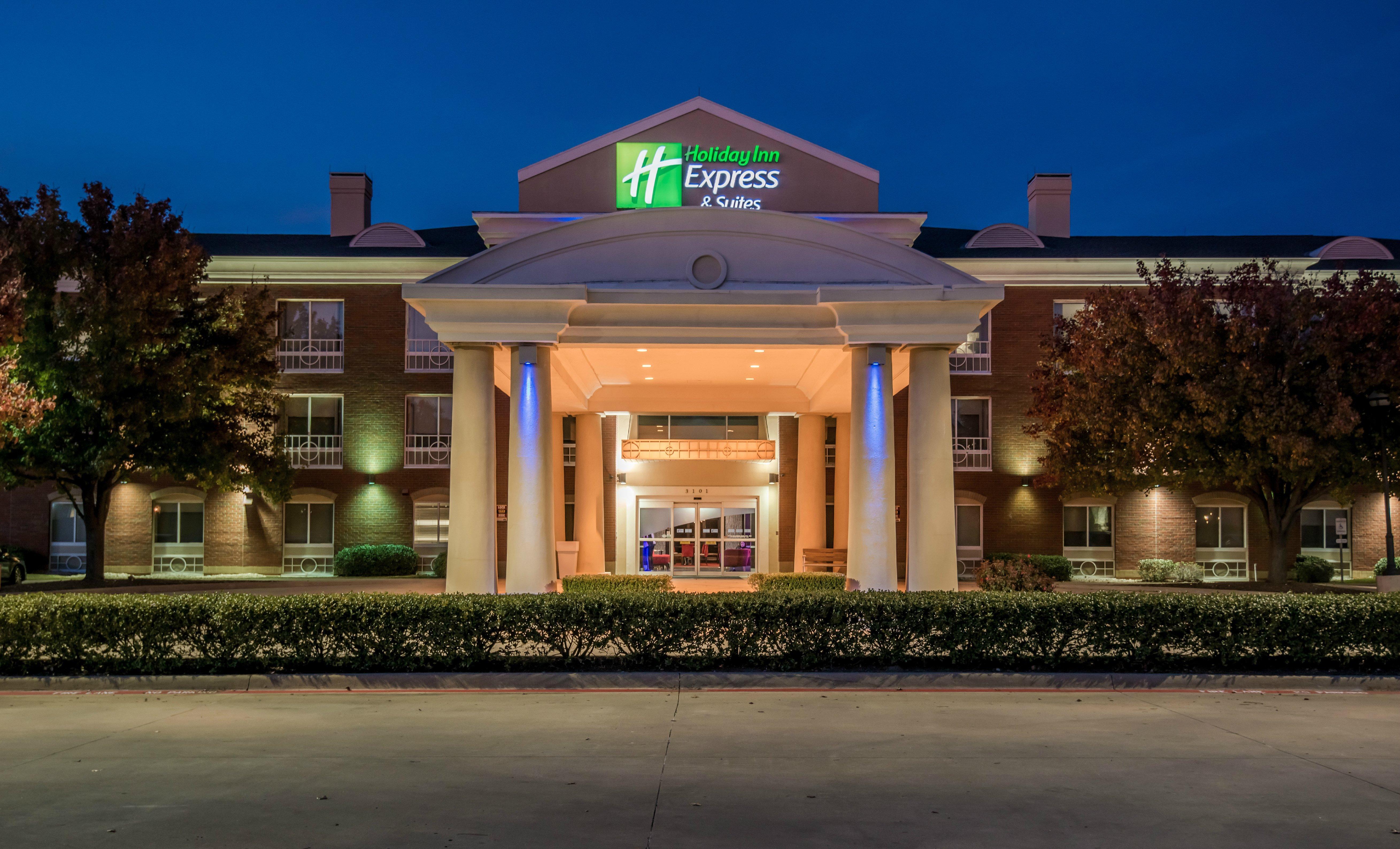 Holiday Inn Express Hotel & Suites Plano West - Frisco By Ihg Bagian luar foto