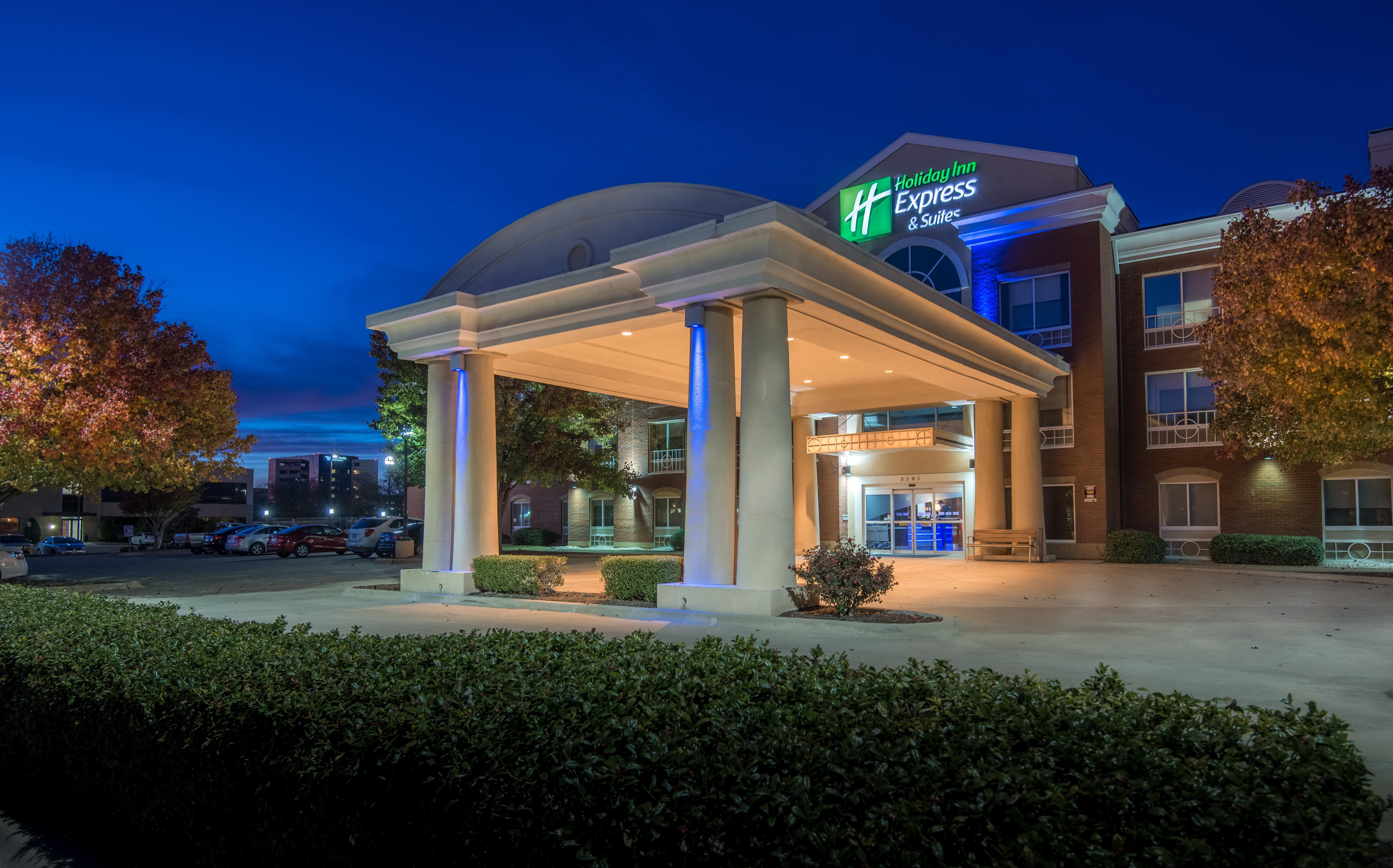 Holiday Inn Express Hotel & Suites Plano West - Frisco By Ihg Bagian luar foto