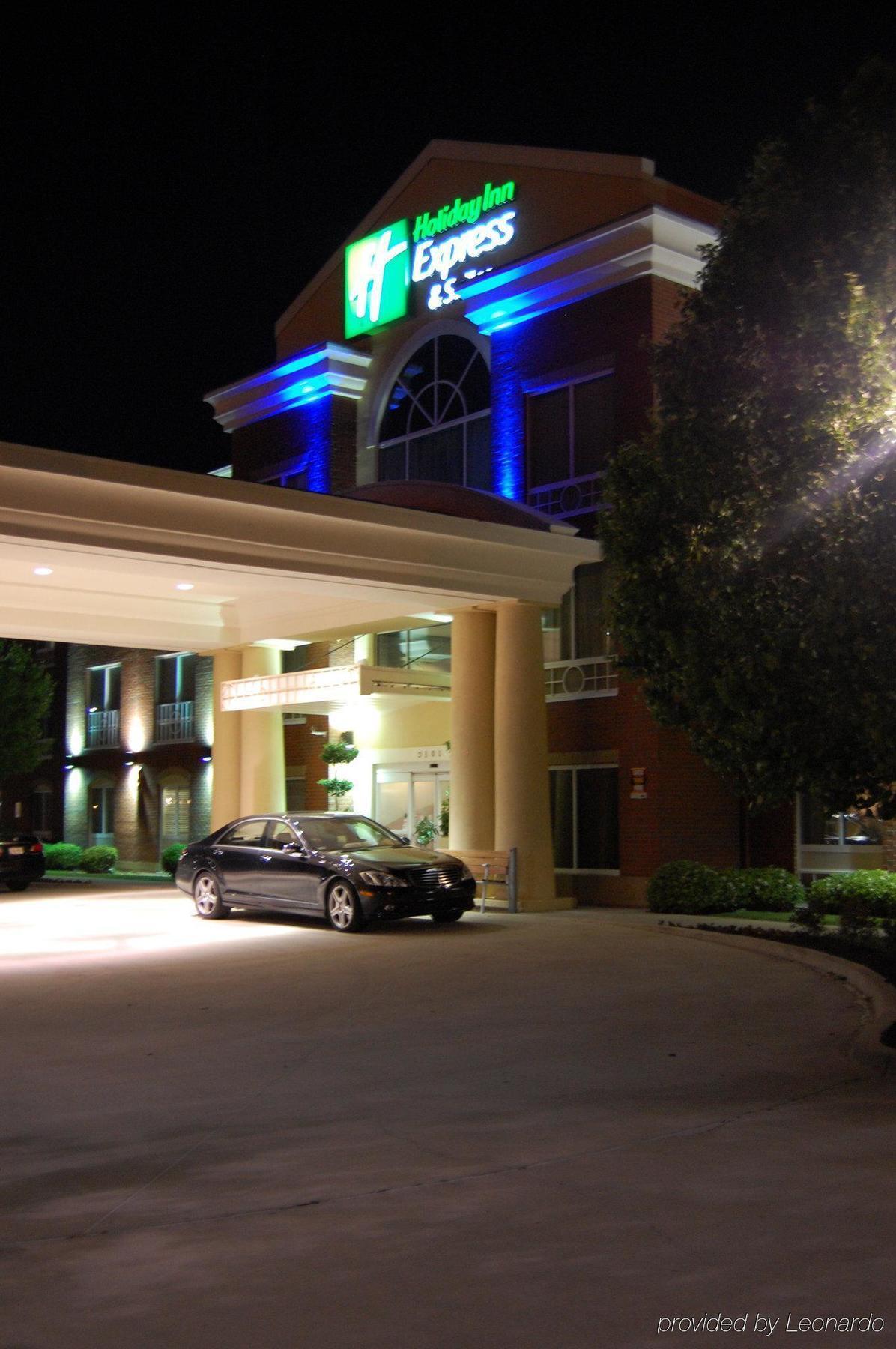Holiday Inn Express Hotel & Suites Plano West - Frisco By Ihg Bagian luar foto