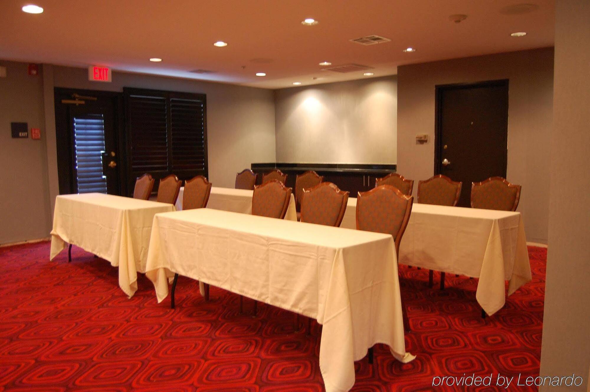 Holiday Inn Express Hotel & Suites Plano West - Frisco By Ihg Bagian luar foto