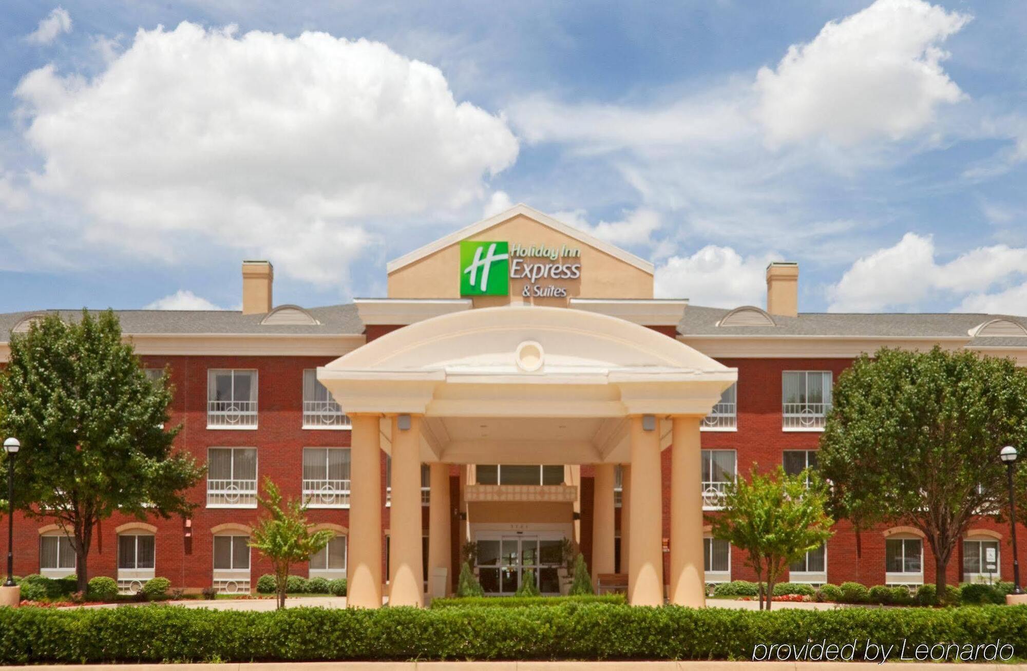 Holiday Inn Express Hotel & Suites Plano West - Frisco By Ihg Bagian luar foto